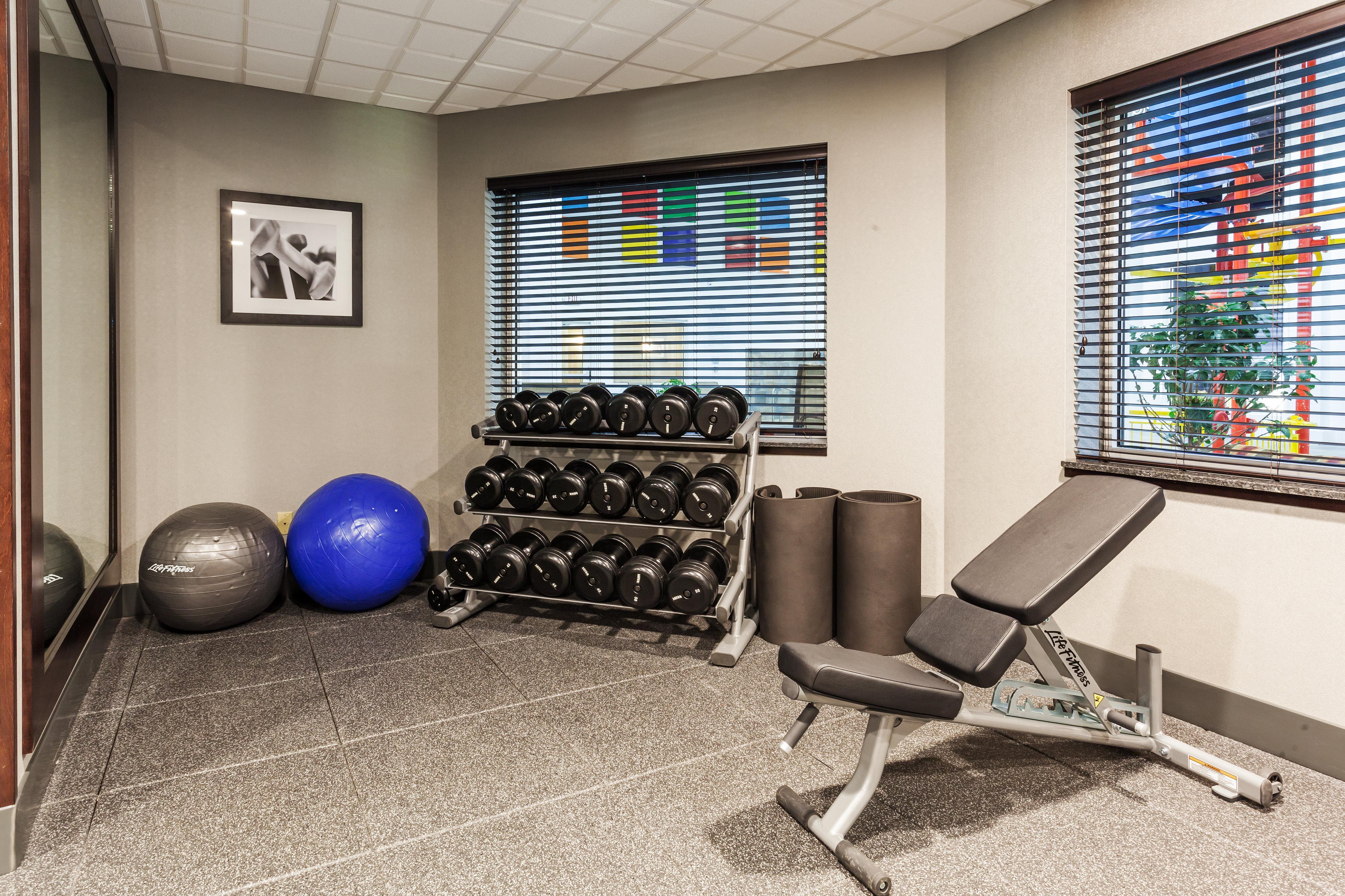 Holiday Inn Express & Suites Rapid City By Ihg Esterno foto